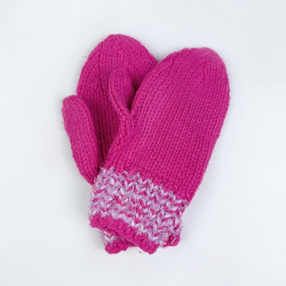 ⚡️SOLD⚡️ handknit pink mittens - one size - Picture 1 of 3